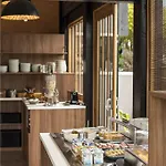 Ogbordeaux Aeroport Hotell