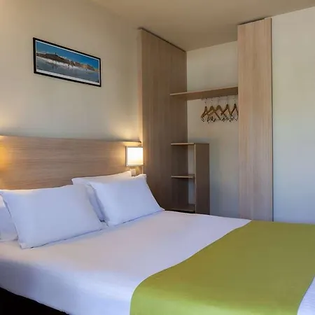 Hotel Ogbordeaux Aeroport *